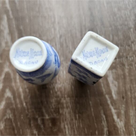 Neiman Marcus 2 piece Pottery Porcelain Set Macau Blue‎ & White - Picture 7 of 8